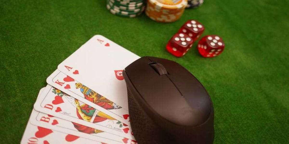 Mastering the Art of Online Baccarat: A Guide